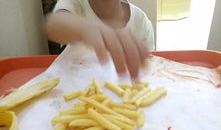妈妈生宝宝肚子疼视频,肚子疼的震撼瞬间
