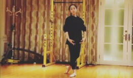 小花旦舞蹈视频,小花旦演绎古典与现代交融的舞蹈风采